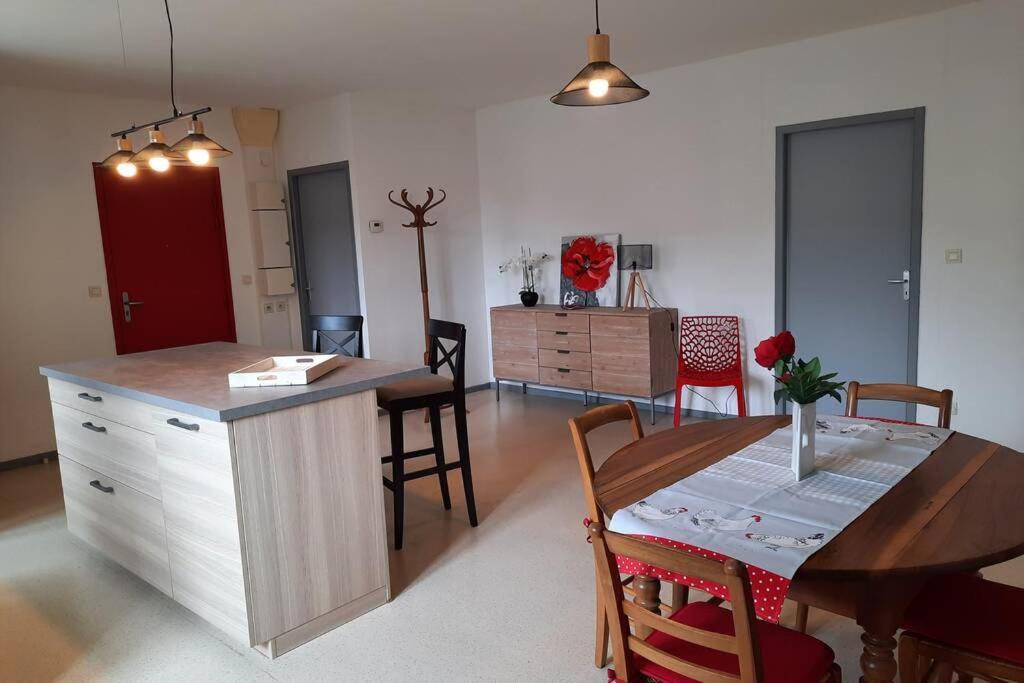 Saint Fortunat Sur Eyrieux : Gite 4 A 6 Personnes Exterior foto